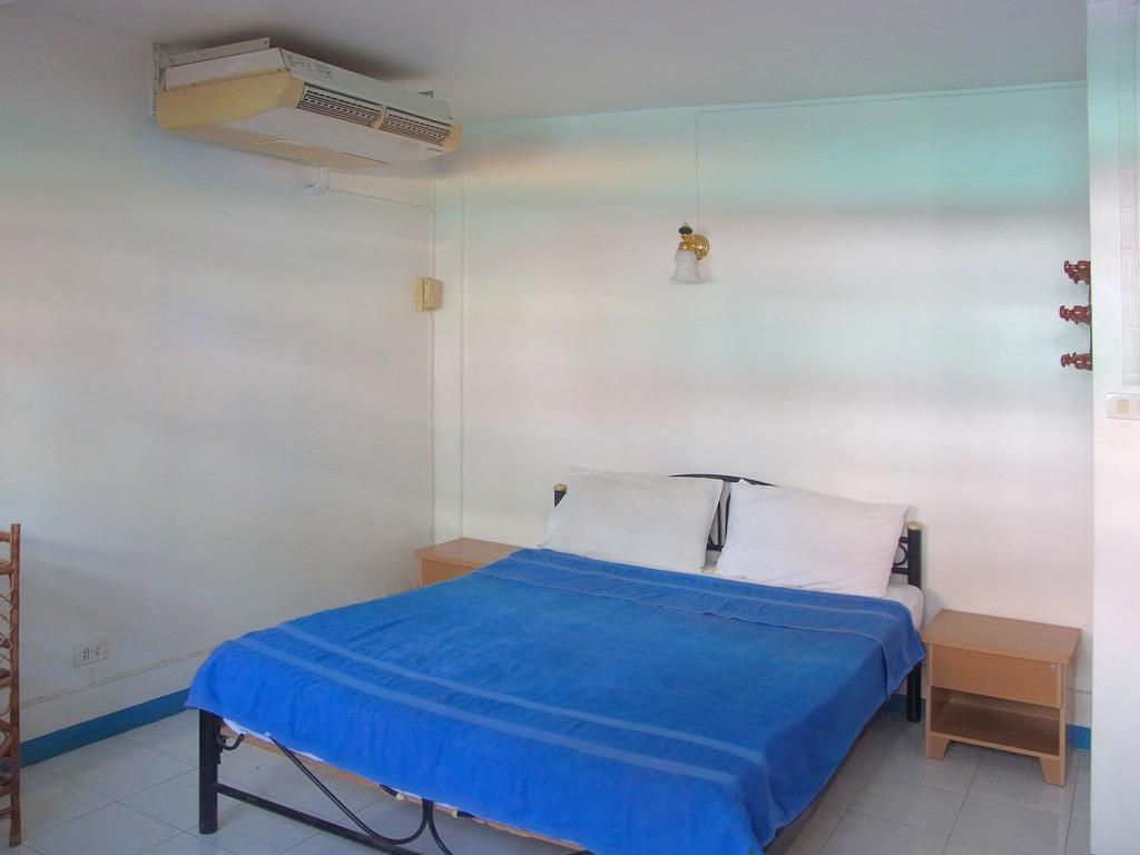 Niku Guesthouse Patong Exterior foto