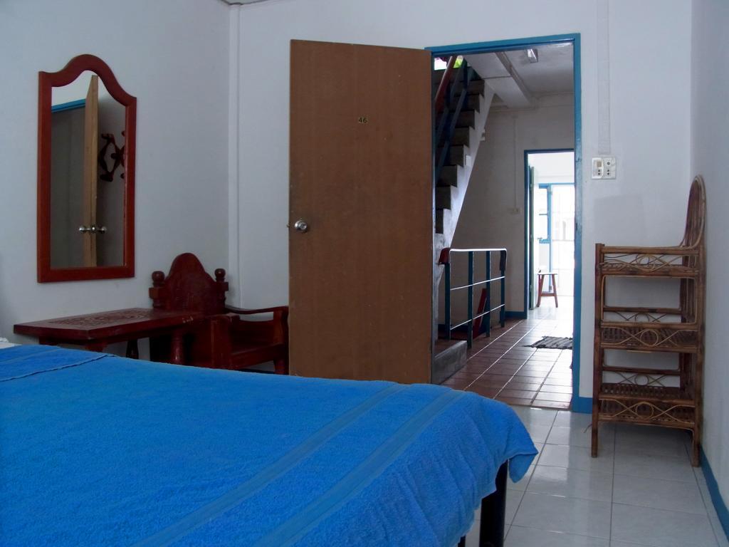 Niku Guesthouse Patong Exterior foto