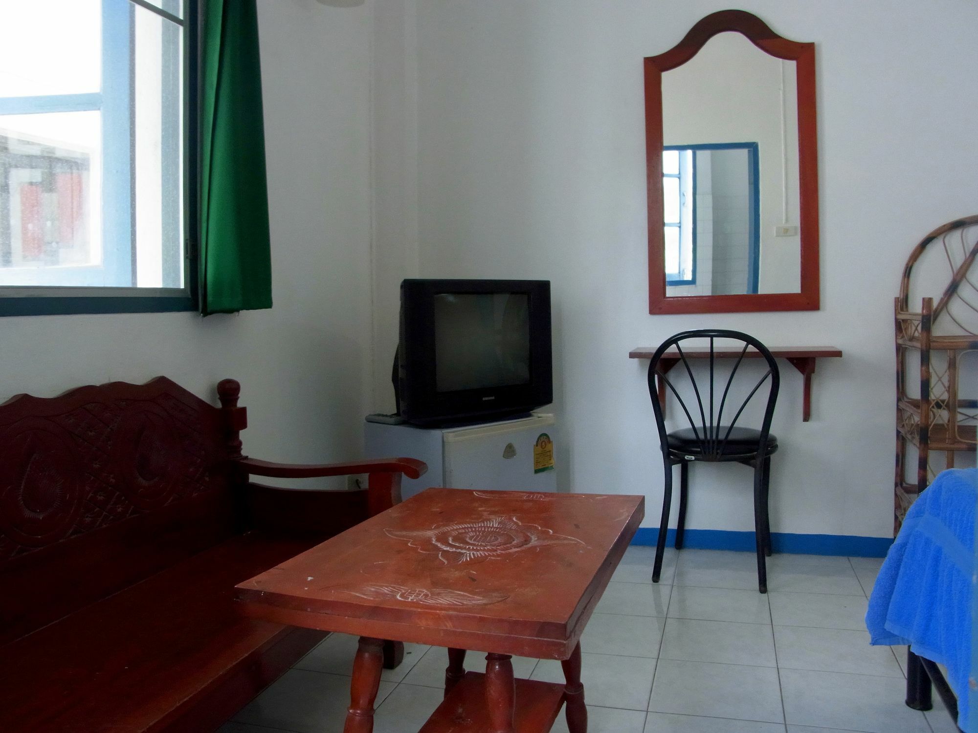 Niku Guesthouse Patong Exterior foto